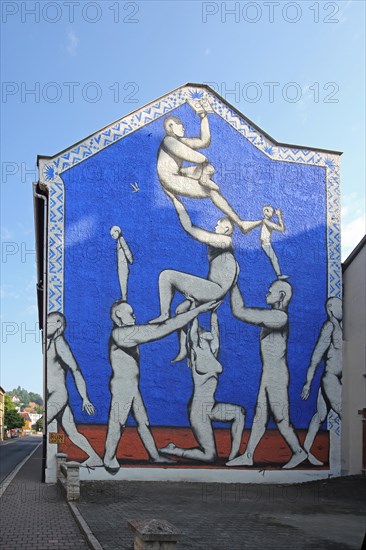 Mural With open eyes and arms by Giacomo Bufarini aka RUN 2021