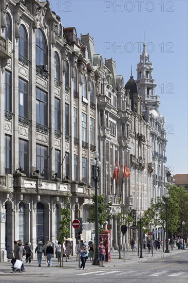 Historic buildings from the founding period on the boulevard Avenida dos Aliados