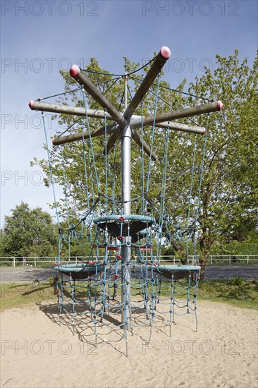 Climbing frame