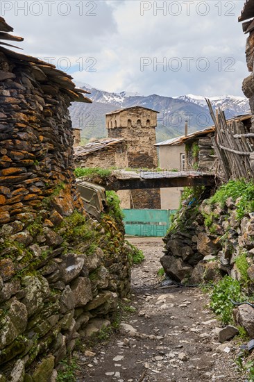 Alley through the village of Shibiani