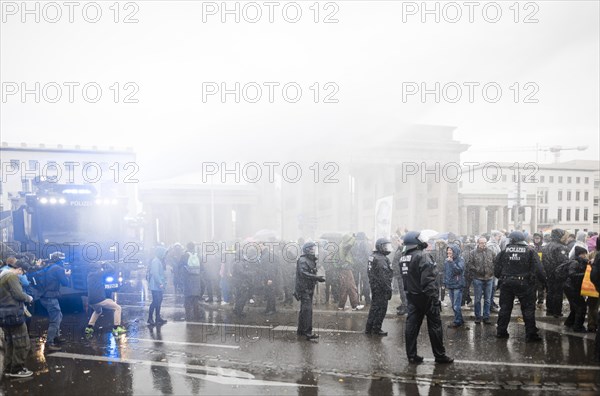 Demonstrators protest against the reform of the infection protection law