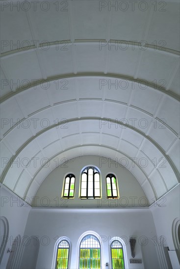 Interior of the mourning hall of the New Jewish Cemetery