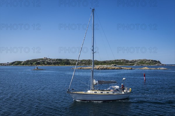 Sailboat in the archipelago