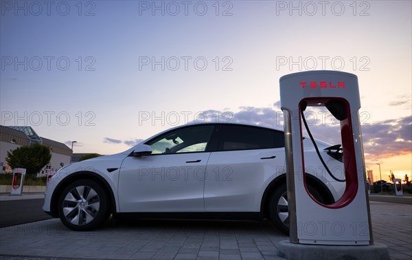 Tesla Supercharger