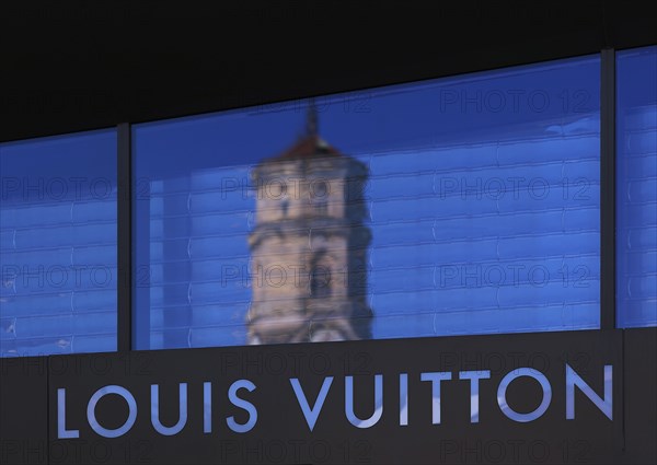 Louis Vuitton Brand Store