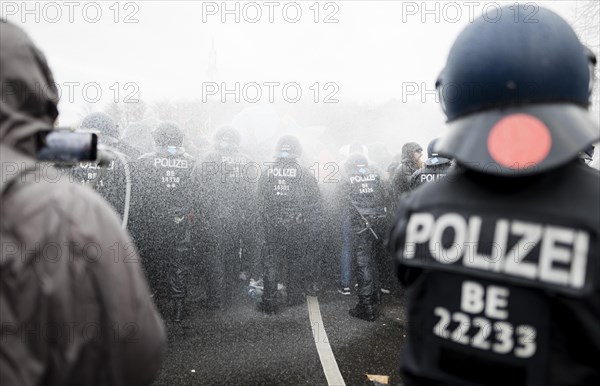 Police action against the demonstration against the reformed Infection Protection Act by Corona sceptics