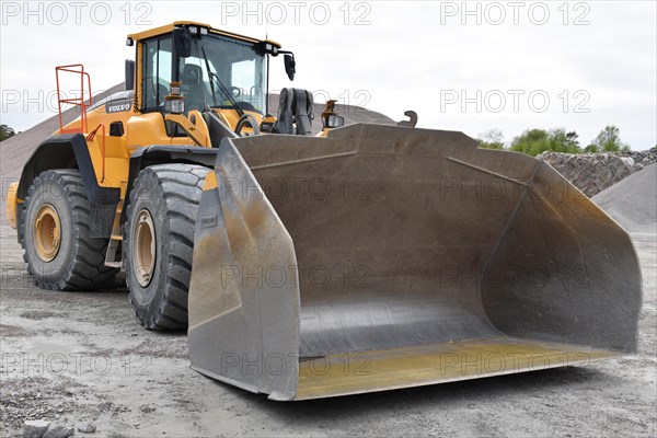 Wheel loader in a quarry in Norway