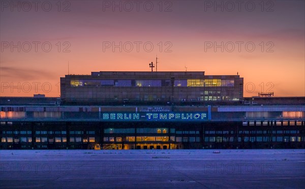 Taxiway Tempelhof Airport
