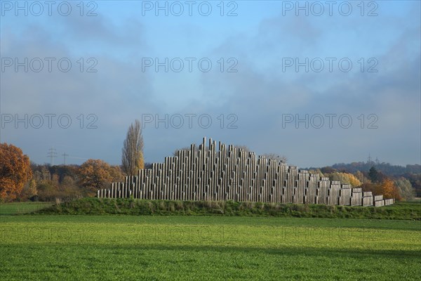 Pole pyramid