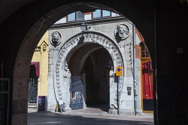 Art Nouveau gateway