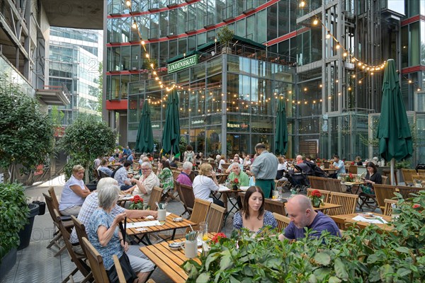 Lindenbraeu Brewery and Restaurant in the SonyCenter