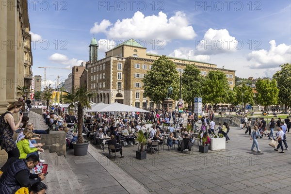 Street cafe in front of the Koenigsbau