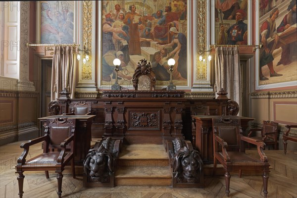 Meeting room of the Portuen Chamber of Commerce