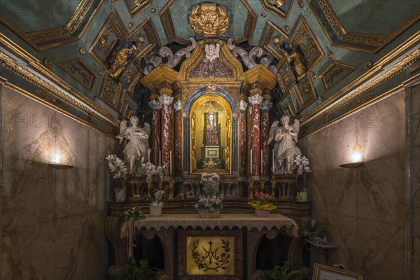 Choir chapel with the cedar wood figure of the Madonna di Crea