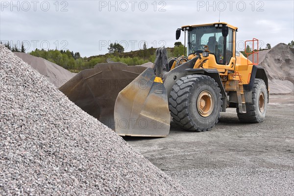 Wheel loader in a quarry in Norway