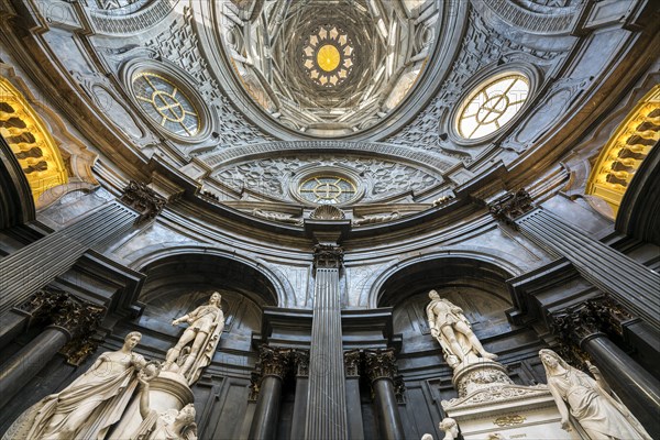 Chapel and Dome of the Holy Shroud