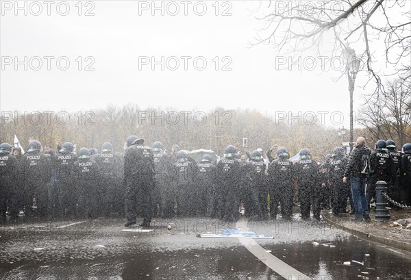 Police action against the demonstration against the reformed Infection Protection Act by Corona sceptics