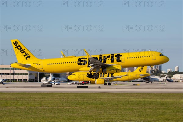 An Airbus A321 aircraft of Spirit Airlines with registration N661NK at Fort Lauderdale Airport