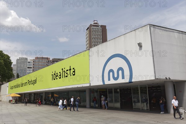 Trinidade metro station above ground