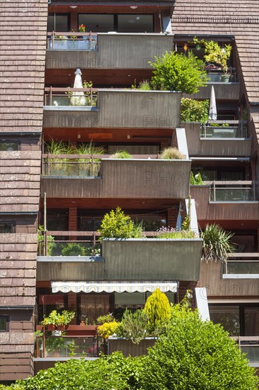 Stepped residential building