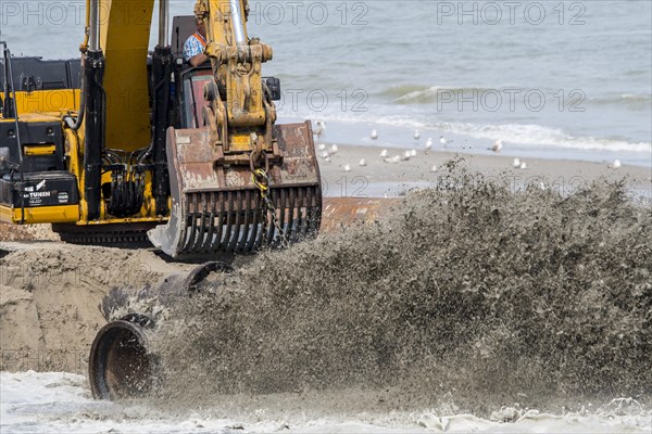 Crawler hydraulic excavator used for sand replenishment