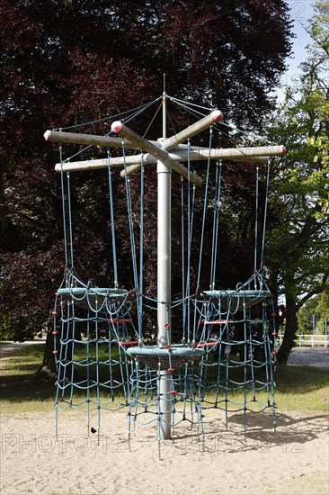 Climbing frame