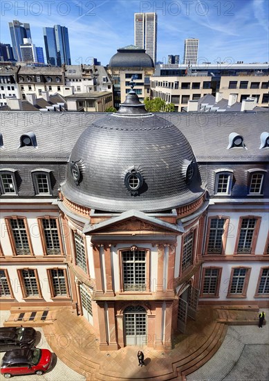 Palais Thurn und Taxis and high-rise buildings in the background