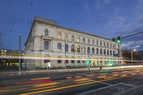 Exterior photograph of the Federal Ministry of Transport and Digital Infrastructure