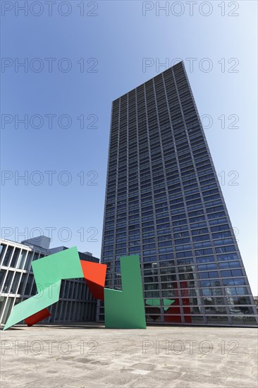 Sculpture She-Changes by American artist Janet Echelman in front of the Burgo Tower