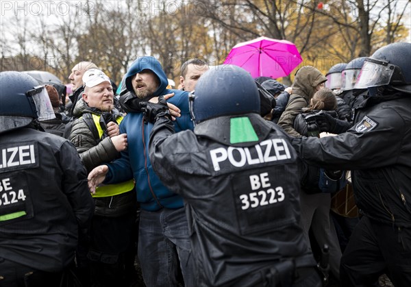 Police action against the demonstration against the reformed Infection Protection Act by Corona sceptics