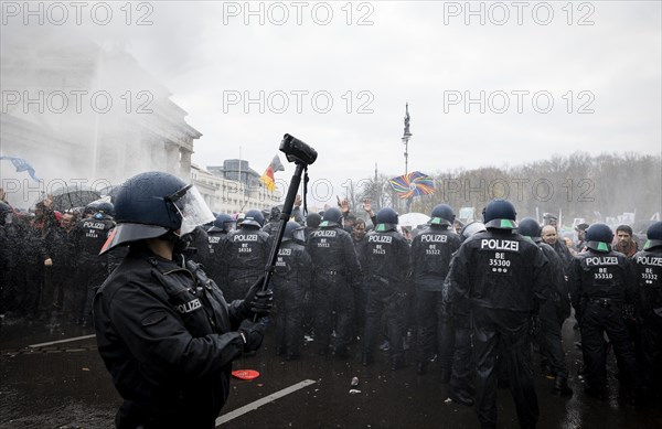 Police action against the demonstration against the reformed Infection Protection Act by Corona sceptics