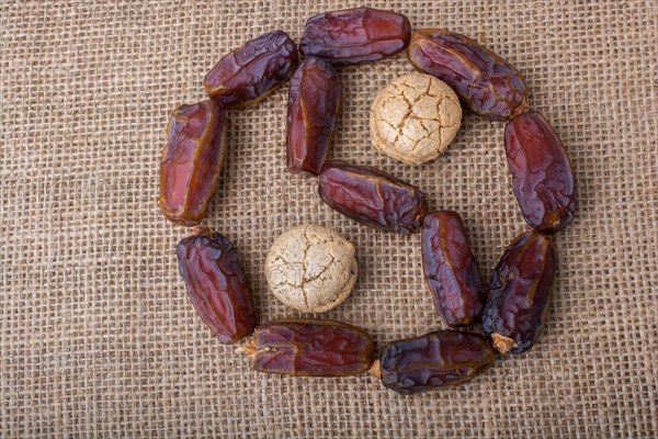Date fruit form a Ying-yang as icon of harmony and balance