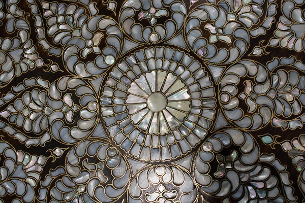 Ottoman art example of Mother of Pearl inlays