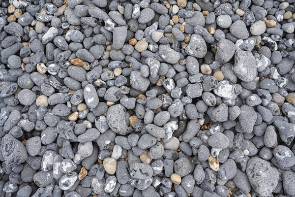 Round cut pebbles