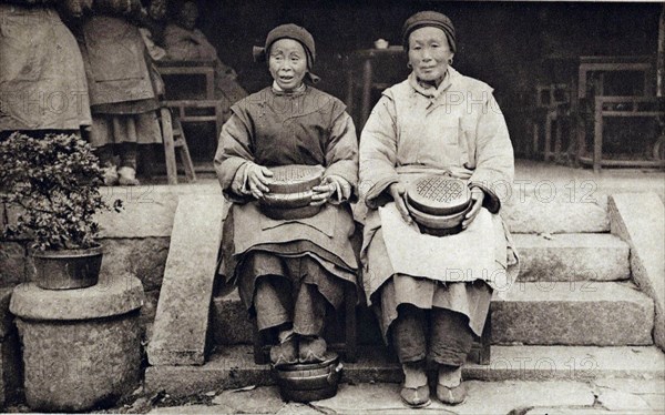 Charcoal Stoves for Warming Hands and Feet
