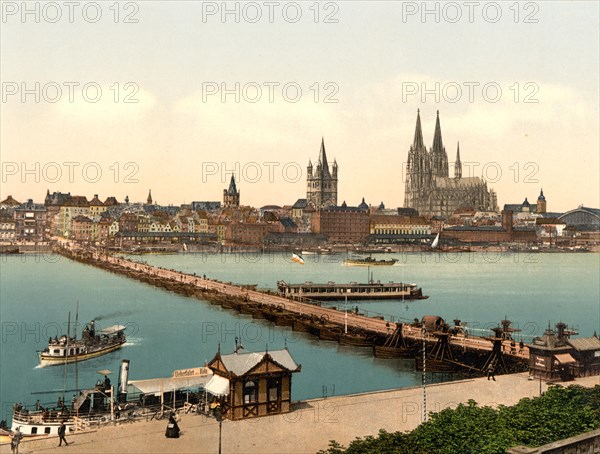 The pontoon bridge over the Rhine at Deutz