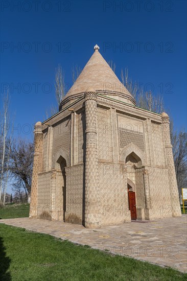 Bibi Aisha mausoleum