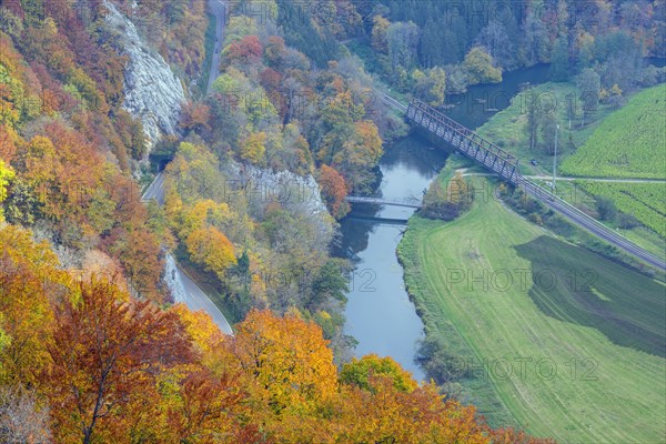 View from the Rauher Stein vantage point into the upper Danube valley