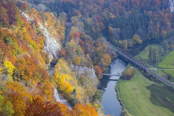 View from the Rauher Stein vantage point into the upper Danube valley