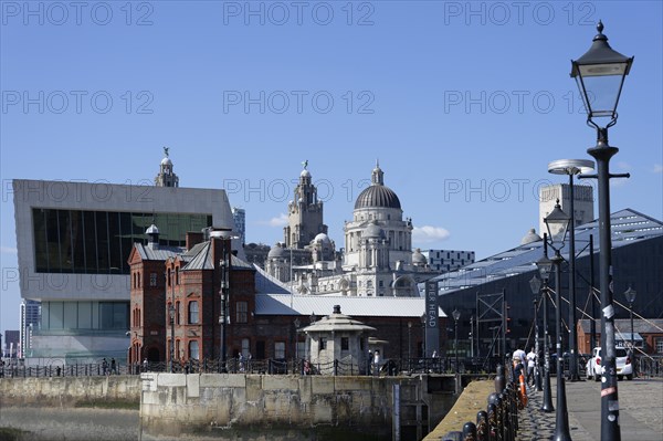 Three Graces