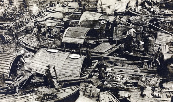 Reed Boats in Canton in the Harbour