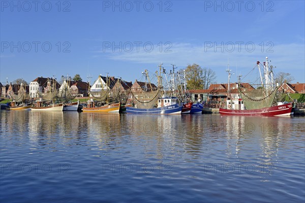 Crab cutter in Greetsiel harbour