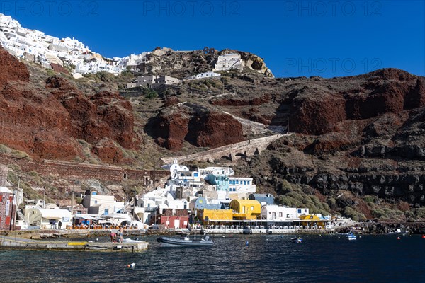 Ammoudi bay