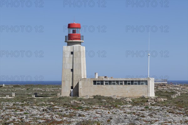 Farol de Sagres lighthouse on the site of the Fortaleza de Sagres fortress