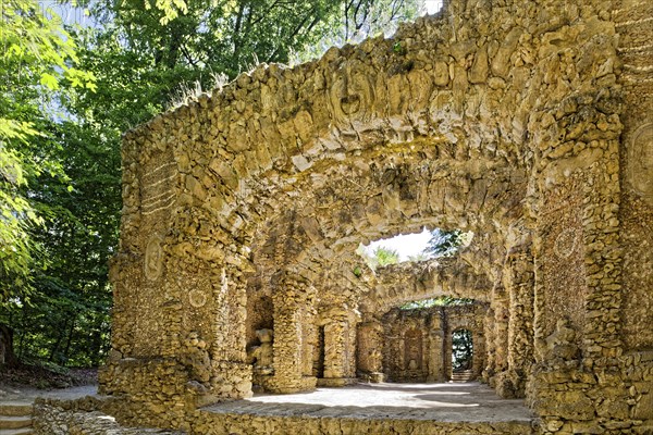 Ruin theatre or grotto theatre