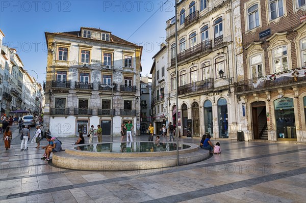 Pedestrians in the square of 8 May