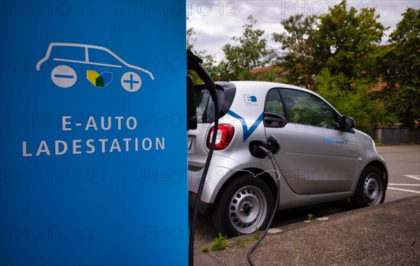 Charging station Stadtwerke Stuttgart for electric cars