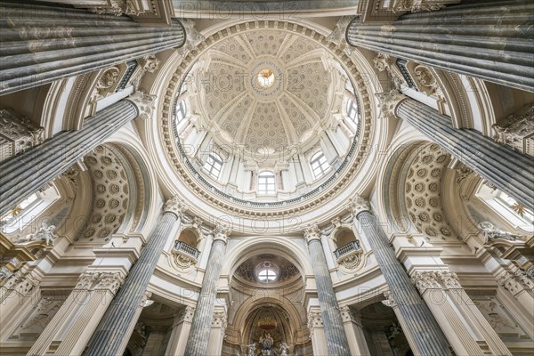 Central room with dome