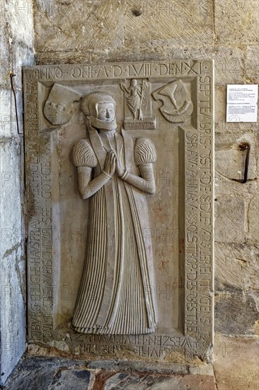 Gravestone of Anna von Wollstrop