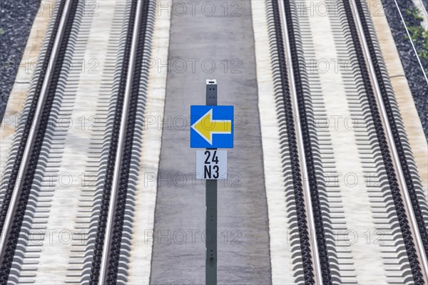 ETCS stop board with tracks